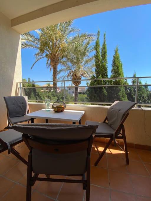 Klimatyczny Loft I Egzotyczny Basen Apartment Benalmadena Exterior photo