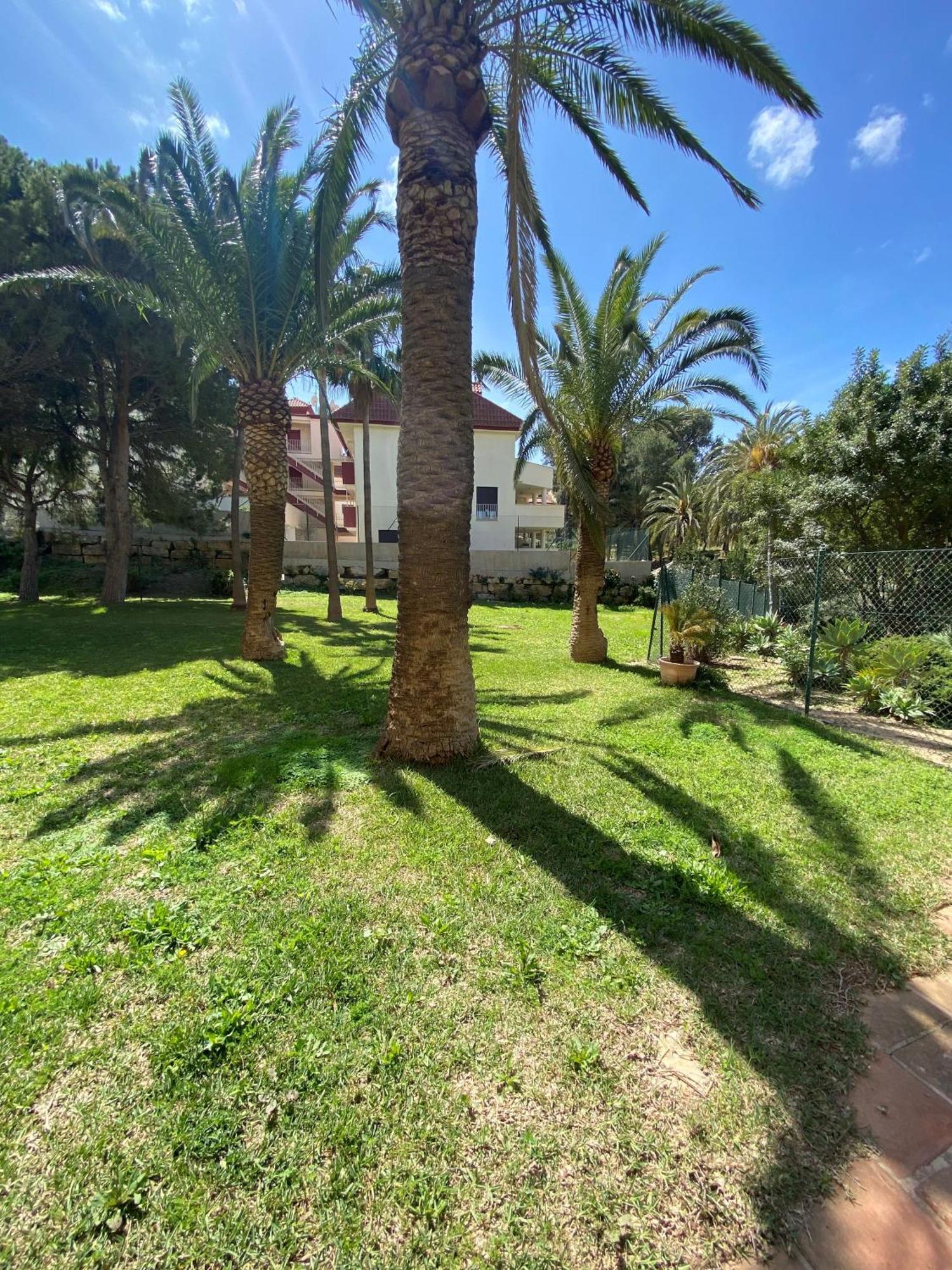 Klimatyczny Loft I Egzotyczny Basen Apartment Benalmadena Exterior photo